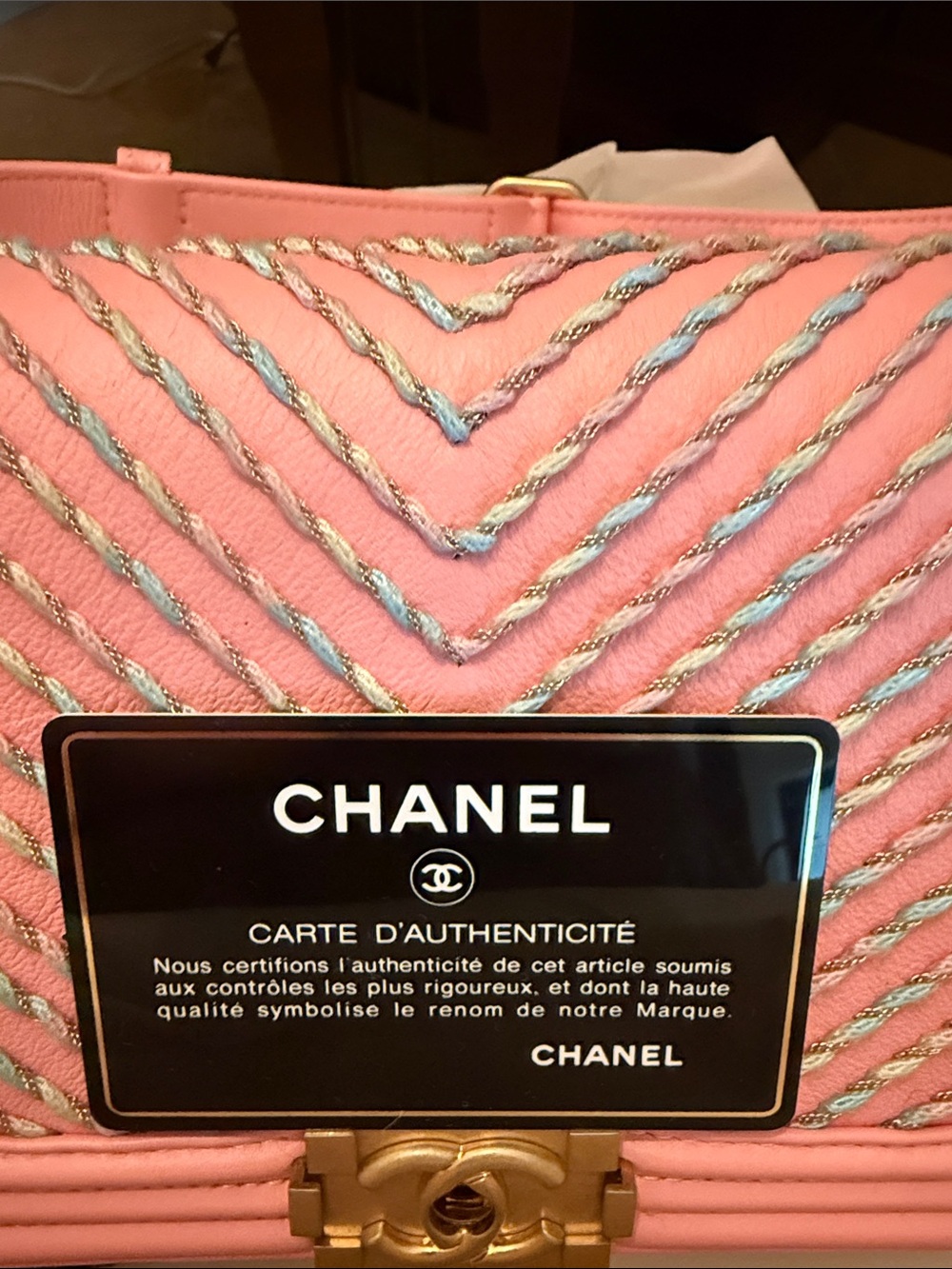 RARE ! Limited Edition Pink Quilted Chain Shoulder / belt Bag with Gold Hardware - Picture 6 of 9